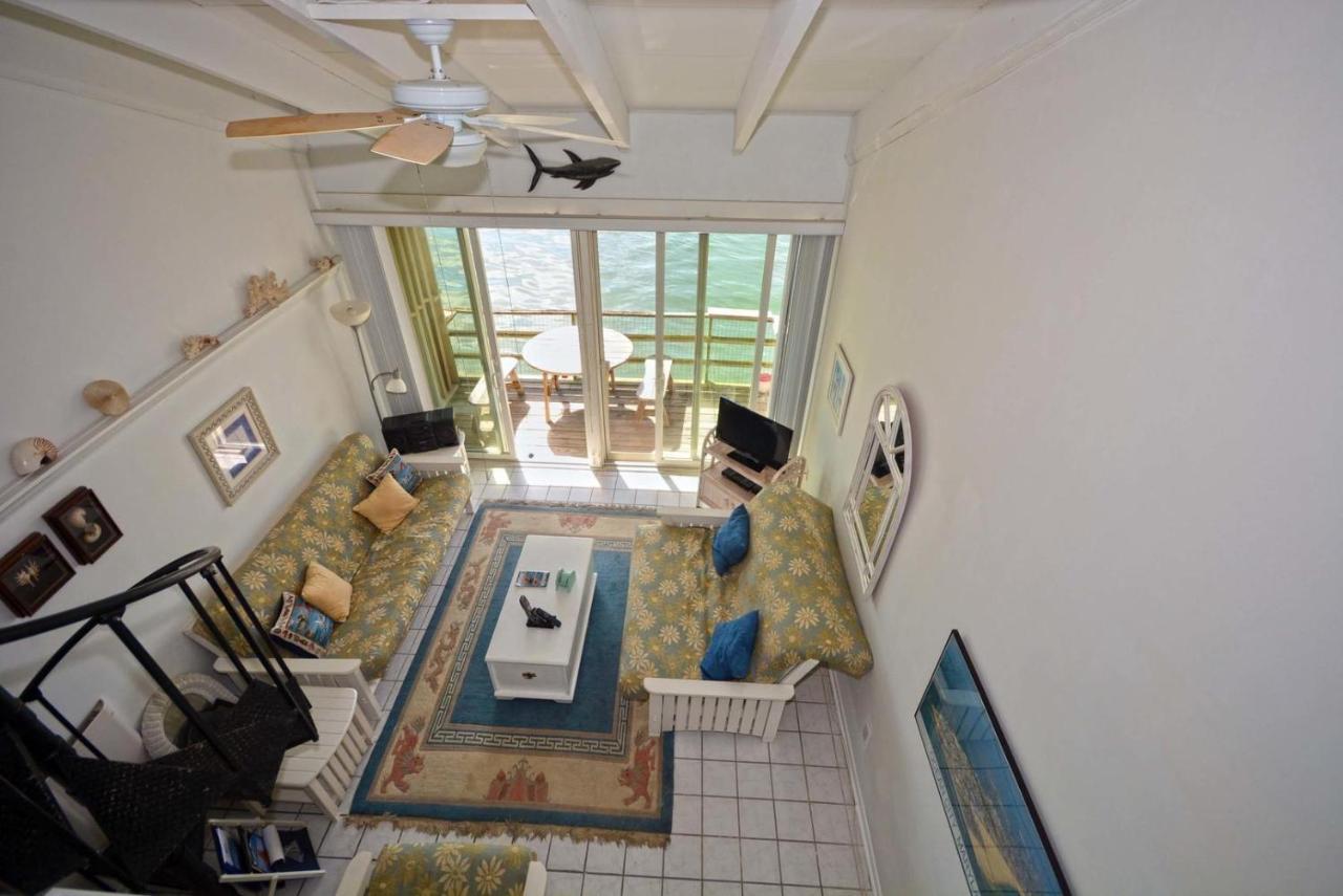 Apartment Pier 7 703