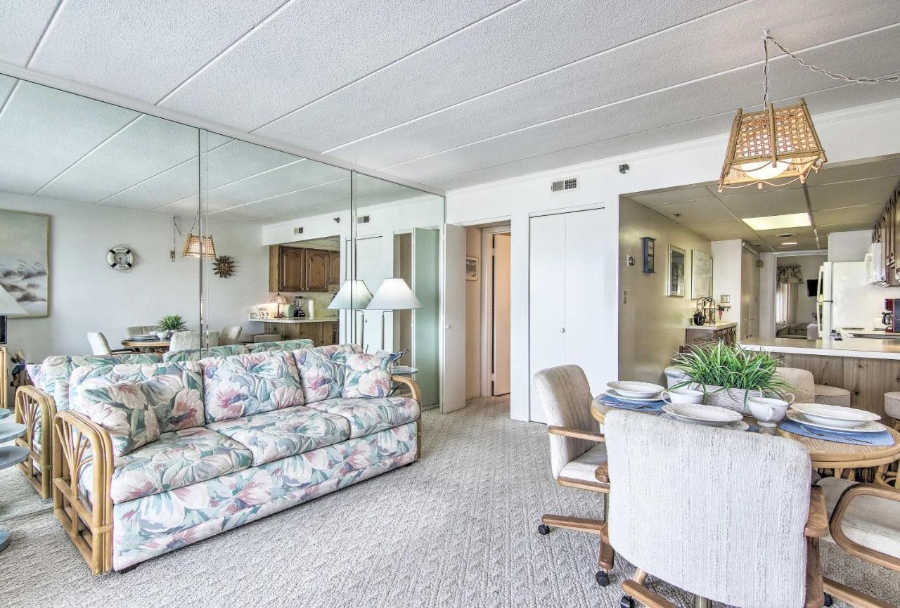 With Pool And Marina Less Than 2 Mi To Boardwalk Apartment