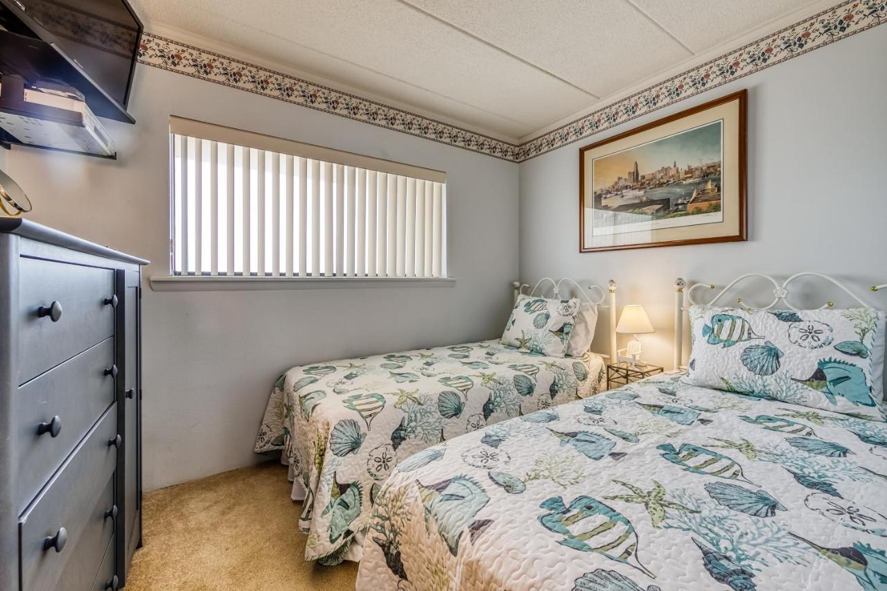 Apartment Anchors Aweigh