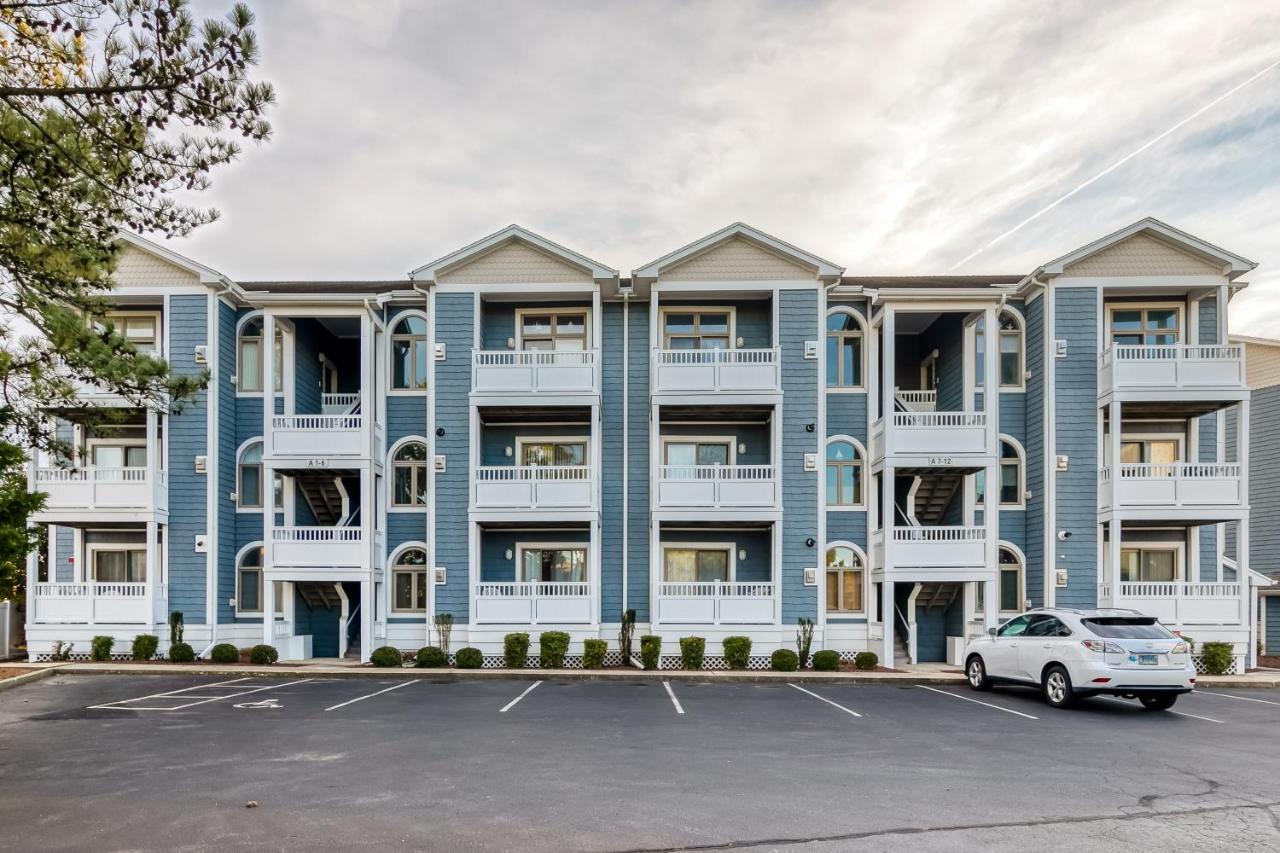 Harbour Club A-9 Apartment