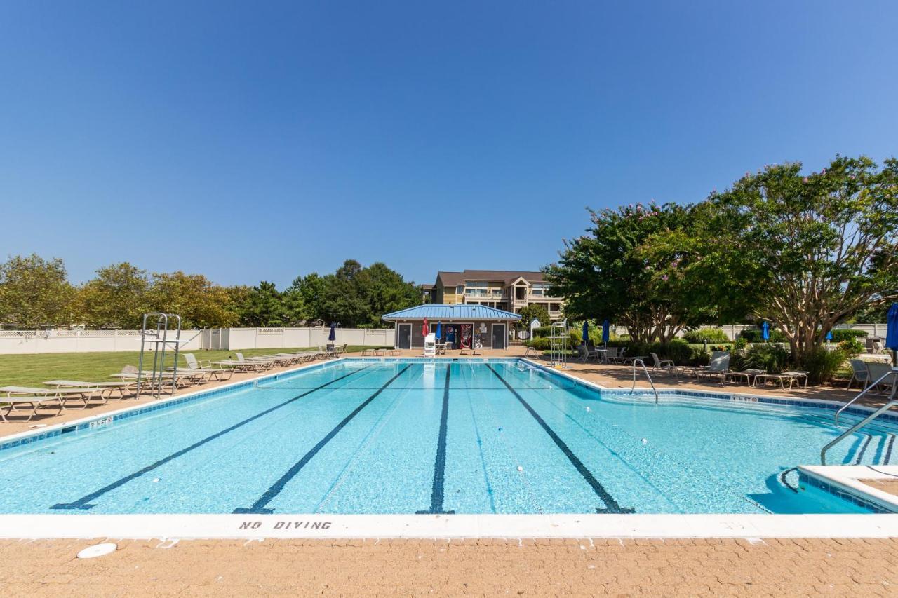 Harbour Club A-9 Apartment