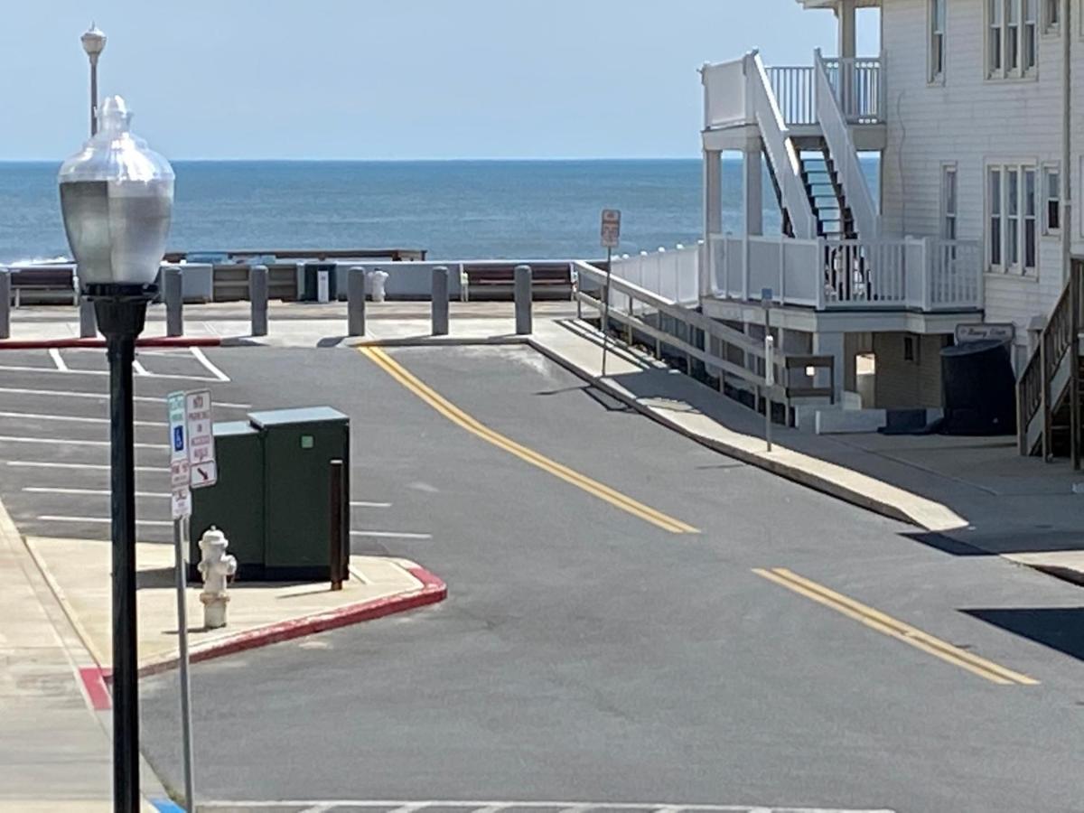Boardwalk Terrace