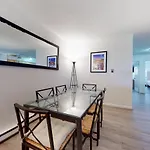 Sundance Condos