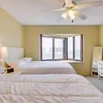 Beachfront Ocean City Condo With Pool And Views!