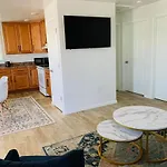 Blue Diamond Apt 26Th St Unit 4
