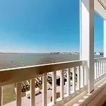 Harbour Towne