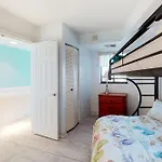 Golden Sands 516