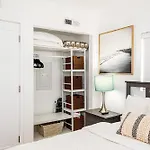 Lovely Turnkey Ocean Block Condo In Ocean City
