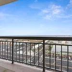 Direct Oceanfront 2-Bedroom Condo At Fountainhead Stunning Views In North Ocean City