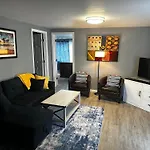 Atlantic Breeze Motel & Apartments