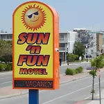 Sun \'N Fun Motel