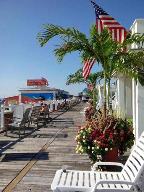 Atlantic Hotel, Inc Hotel *