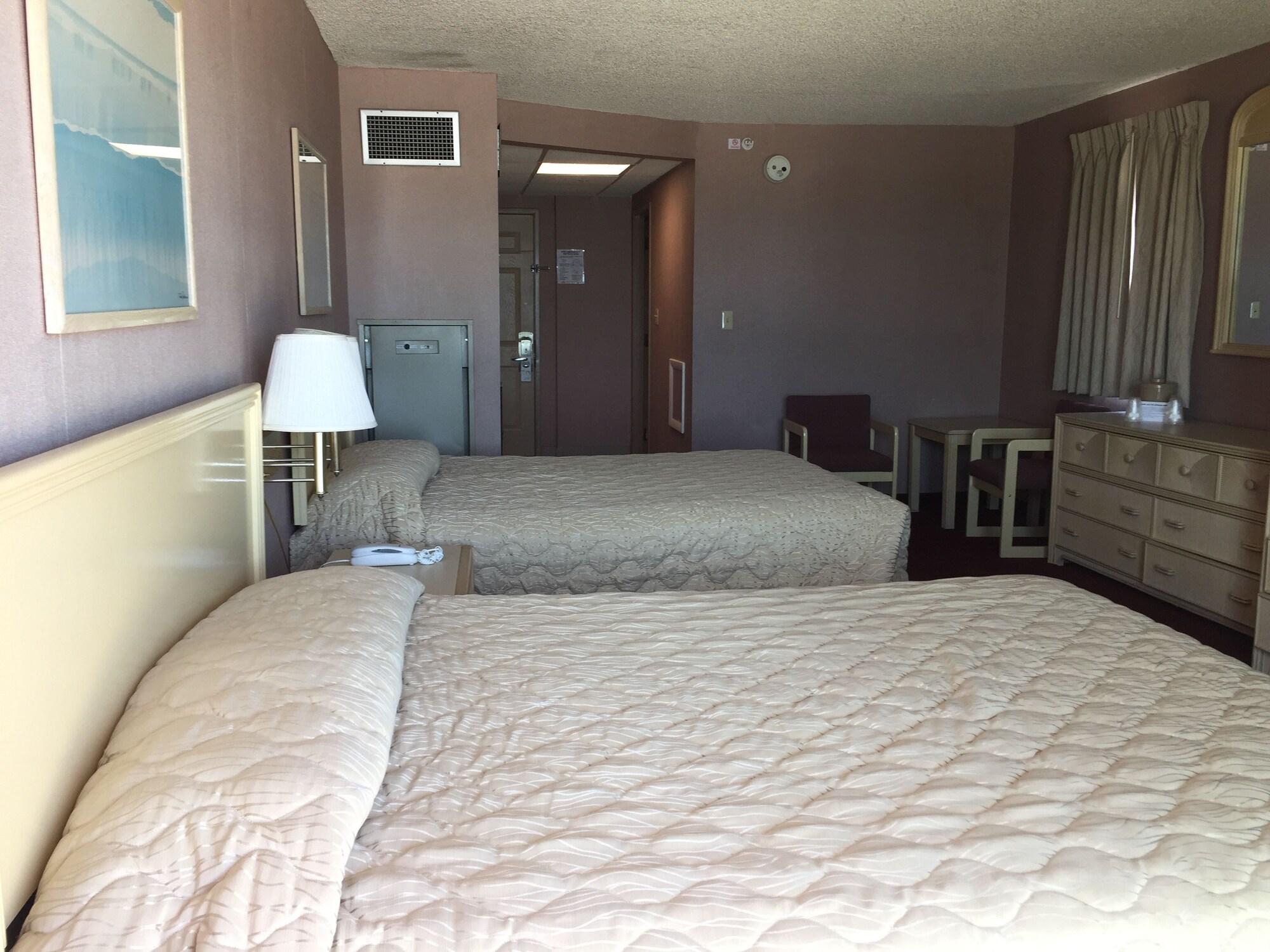 Americana Boardwalk Hotel 4*