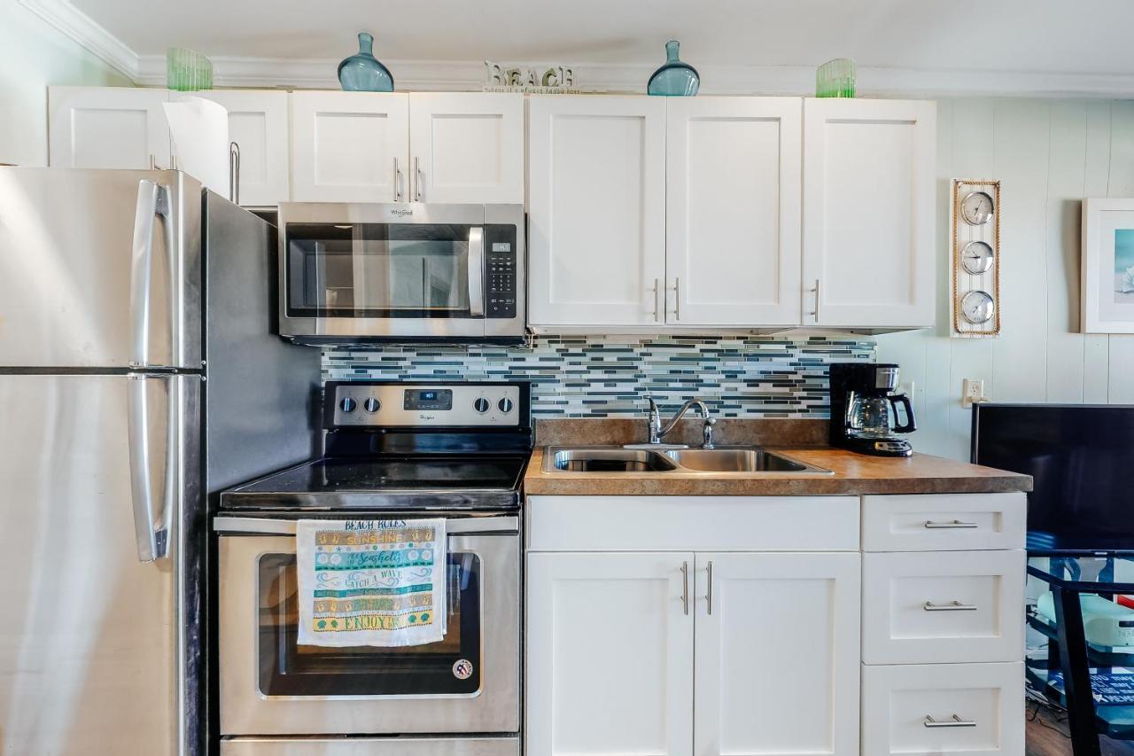 Harbor Breeze 58 Apartment *