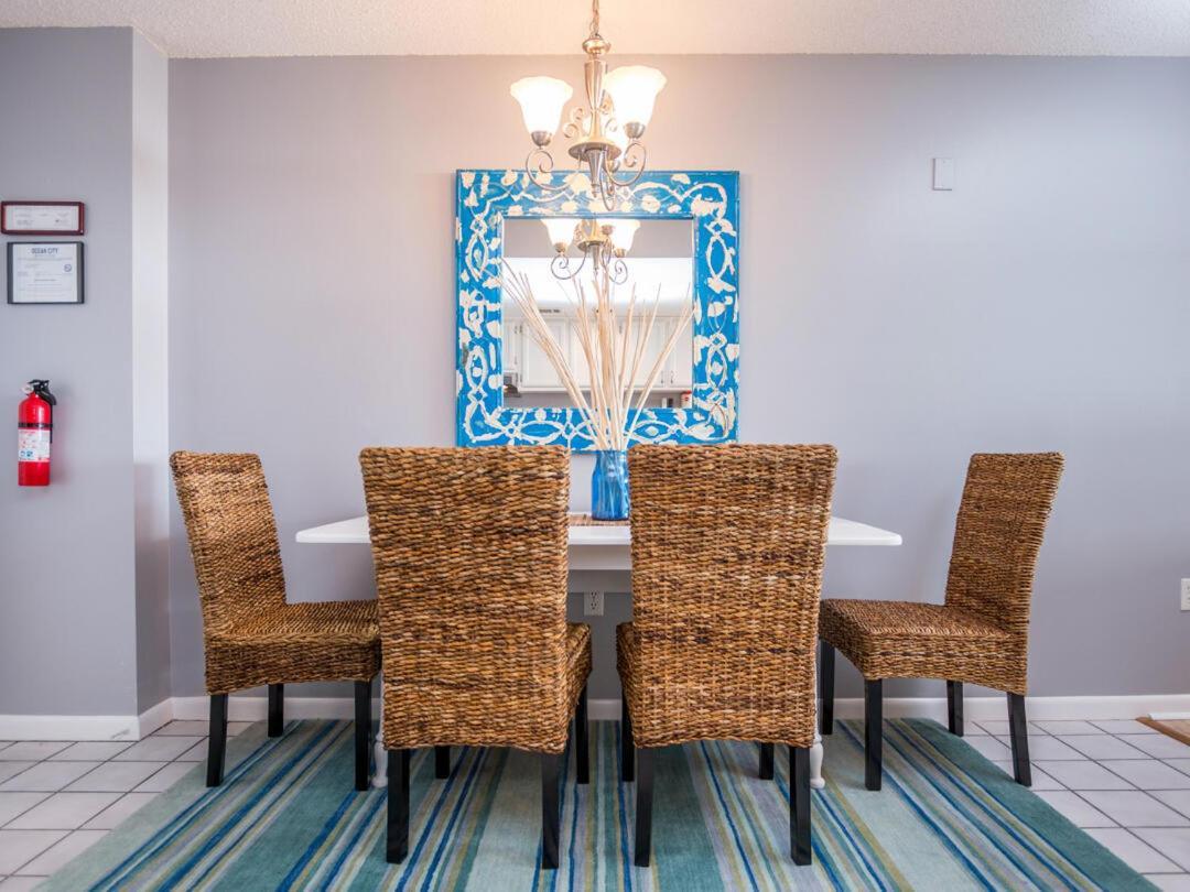 Surfside 84 Apartment *