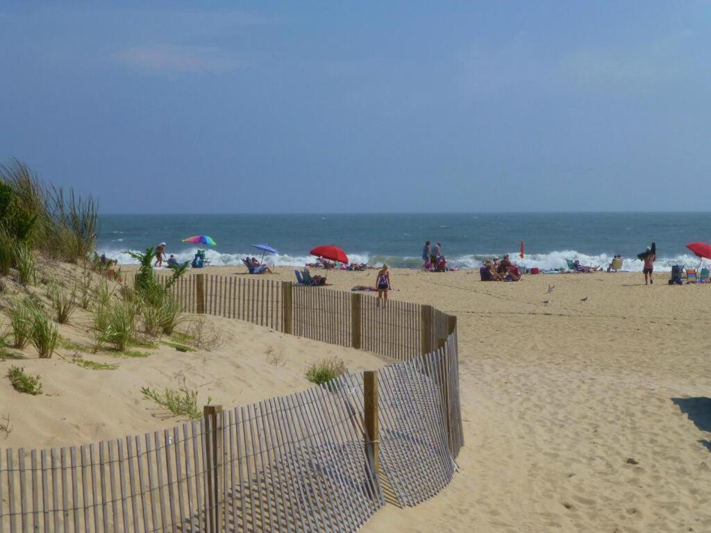 Surfside 84 Apartment *