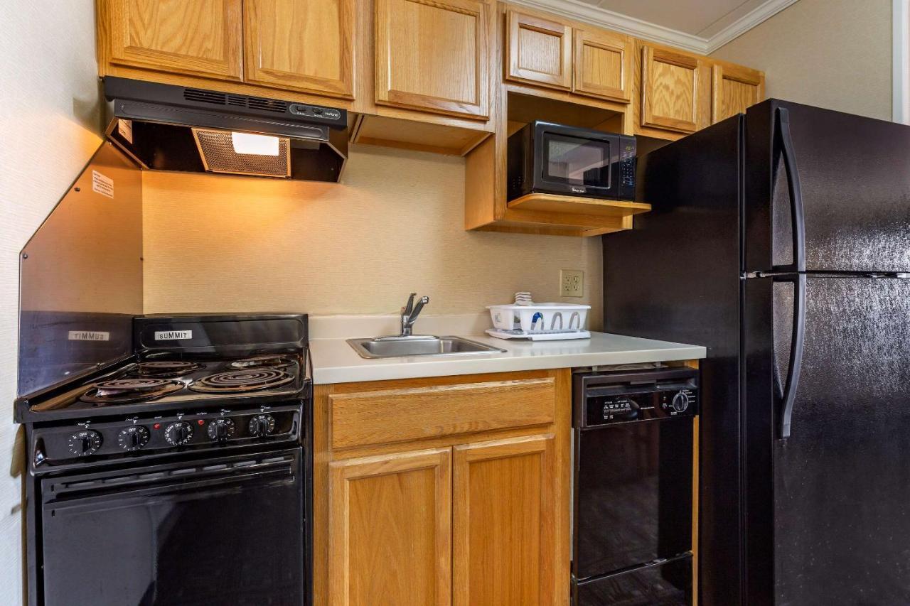 Quality Boardwalk Inn 2*