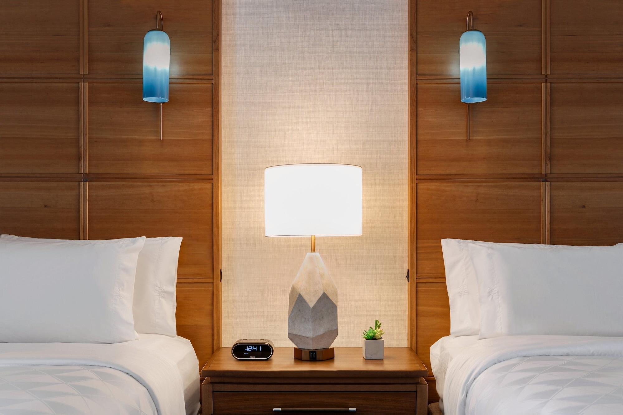 Resort & Ocean By Ihg 3*