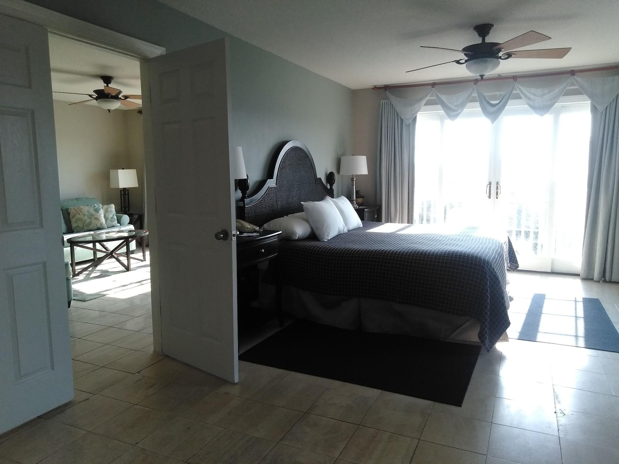 Coconut Malorie Hotel, Ascend Collection Hotel