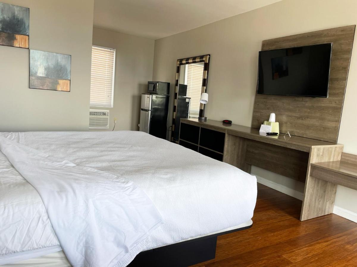Kings Arms Motel 2*