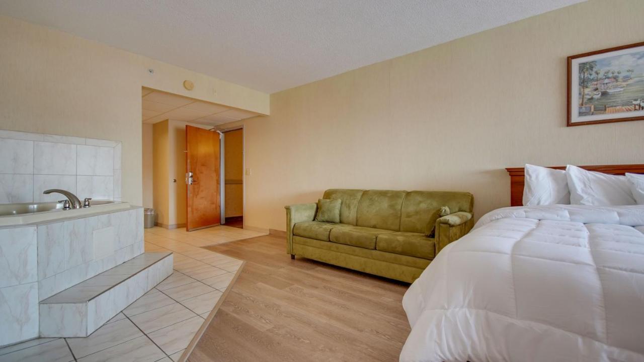 Ocean 1 & Ocean Hotel 2*