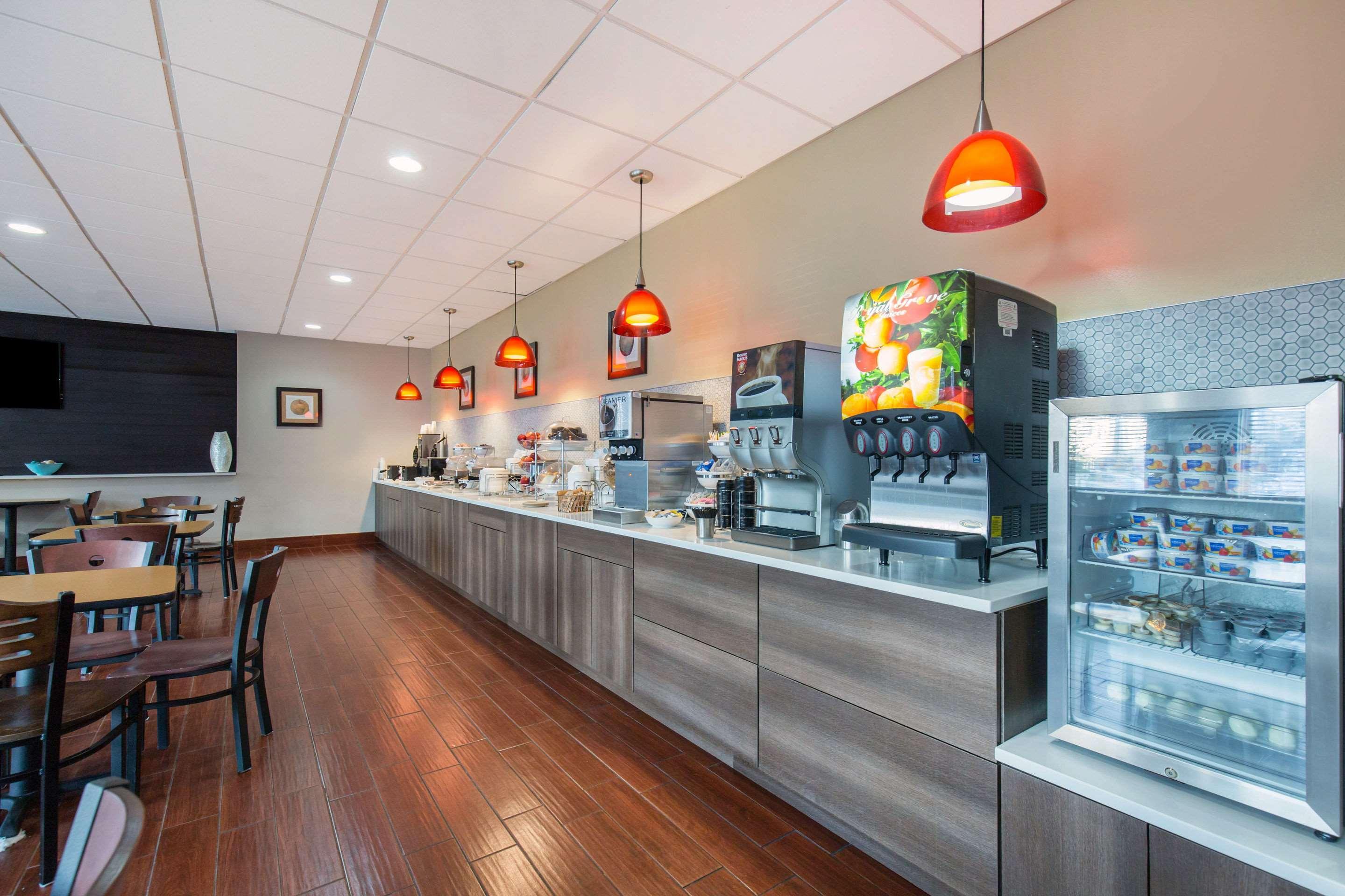 Gateway & Suites, Ascend Collection Hotel