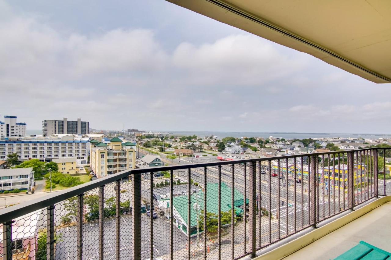Beachfront With Pool And Views! Apartment *