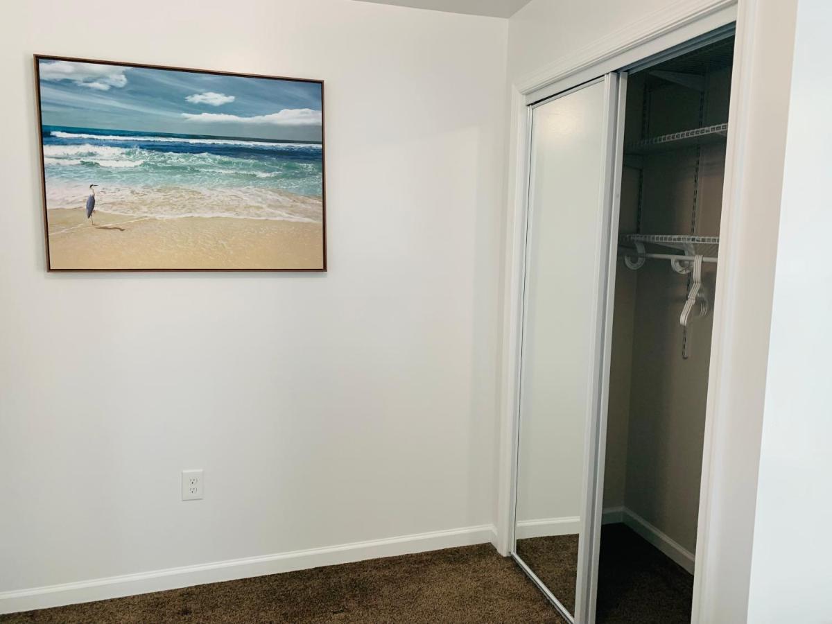 Blue Diamond 26th St Unit 4 *