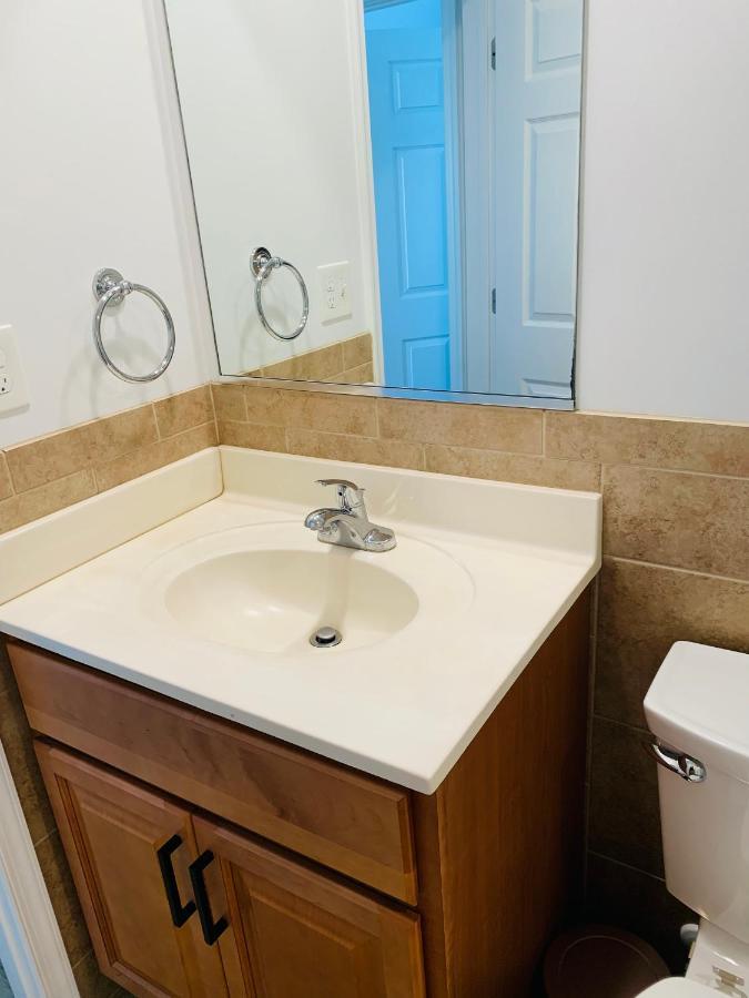 Apartment Blue Diamond 26th St Unit 4