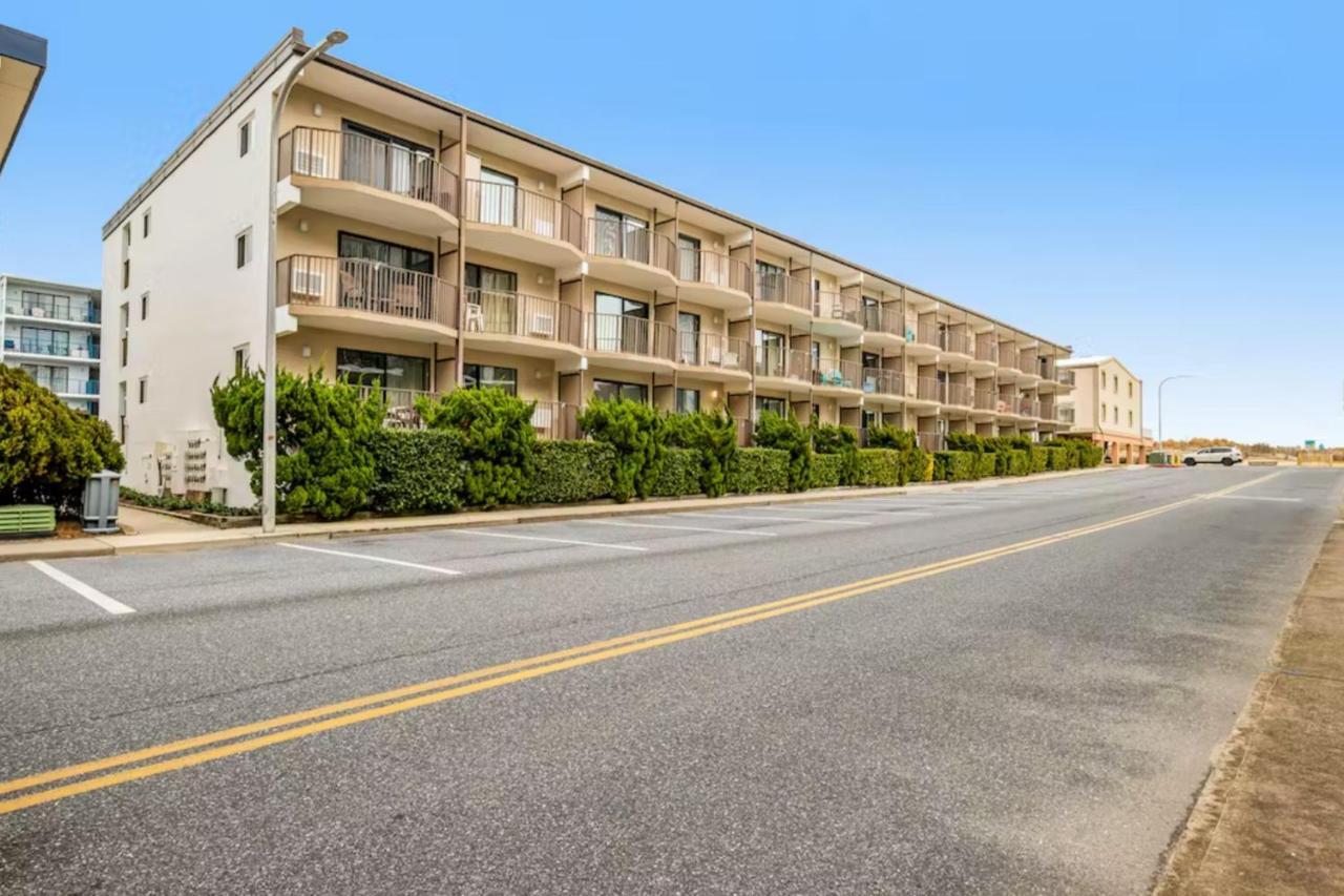 Sea Place 106
