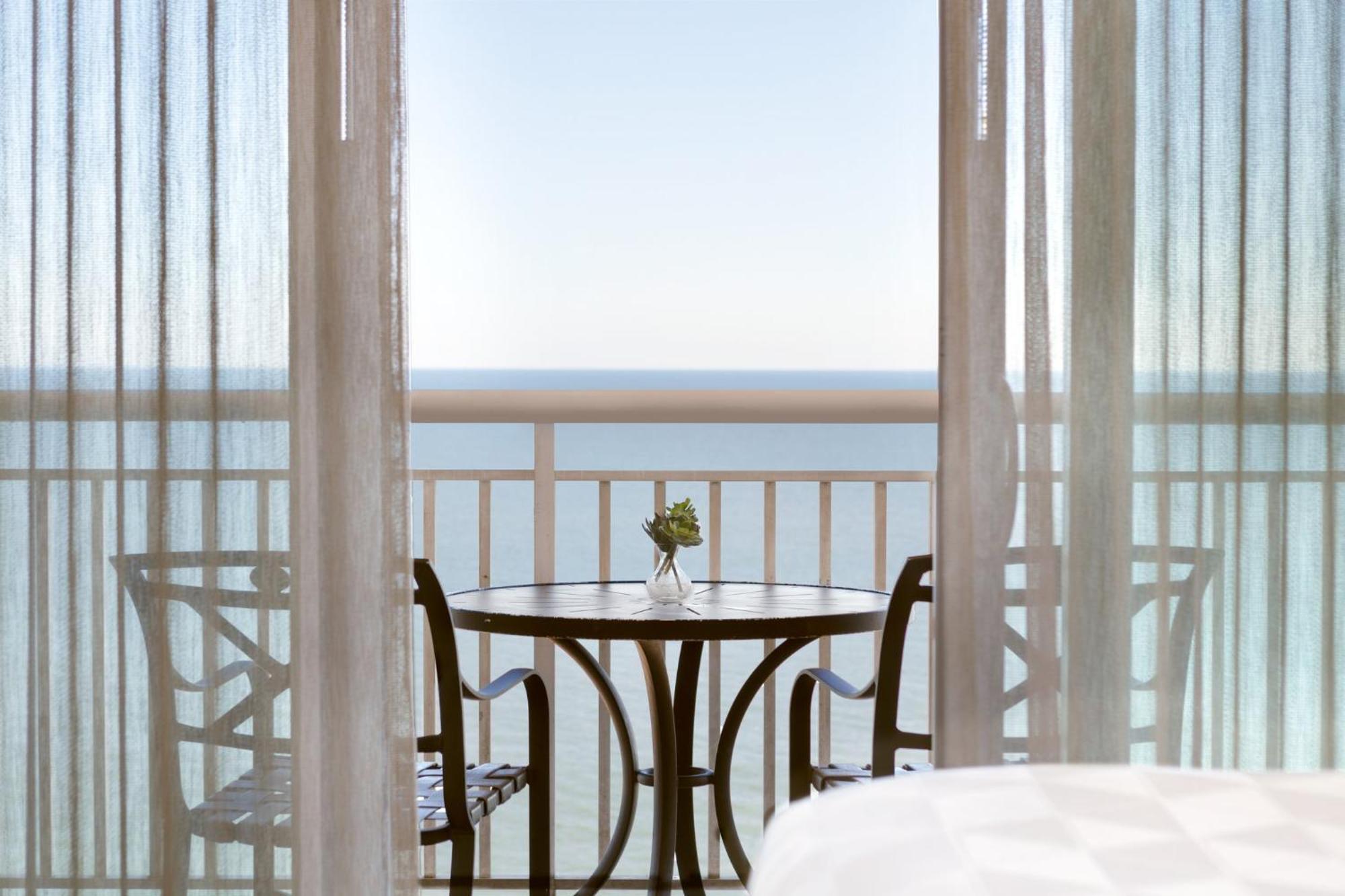 Resort & Ocean By Ihg 3*