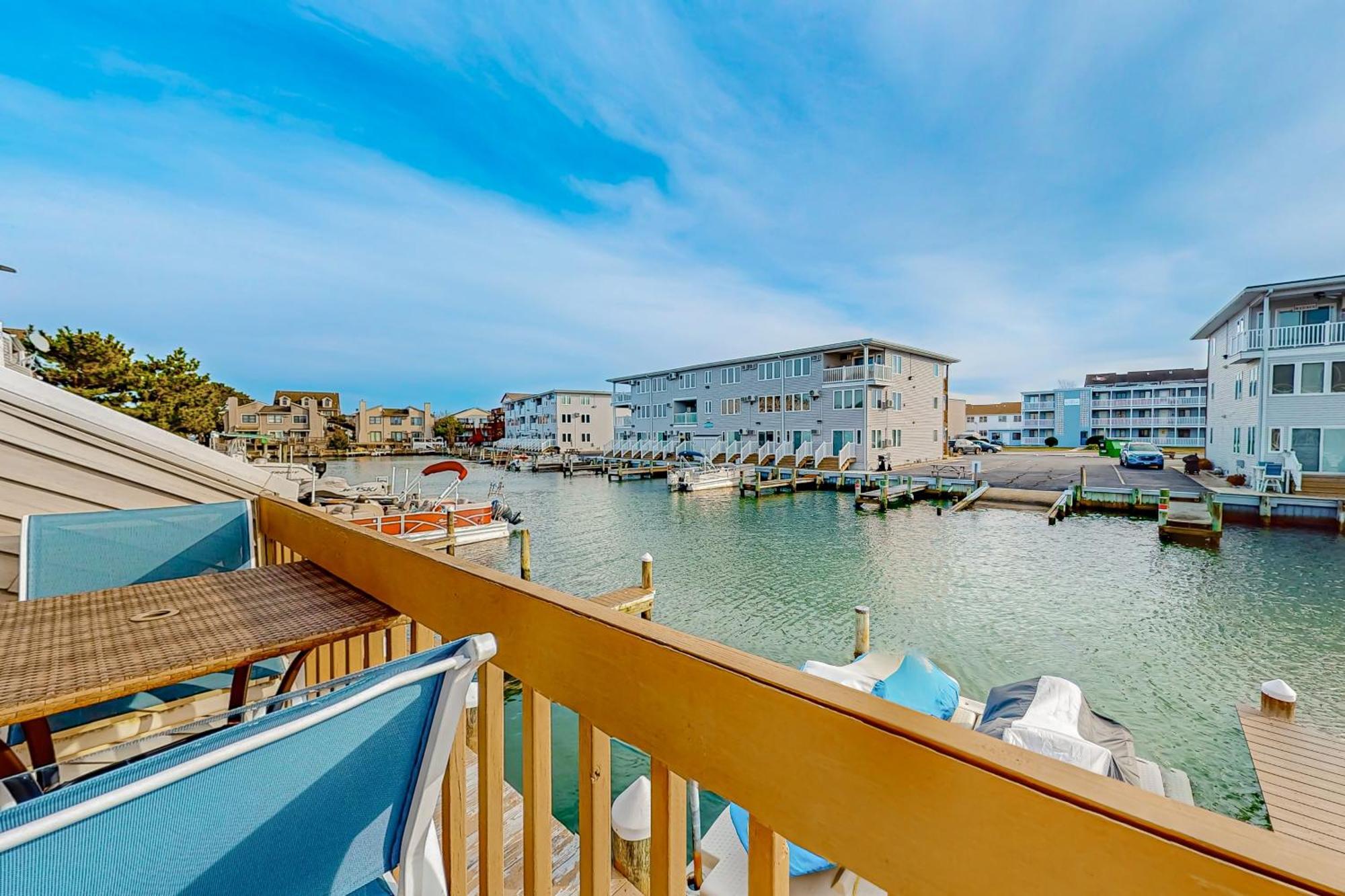 Apartment Crab Cove Unit 2 *