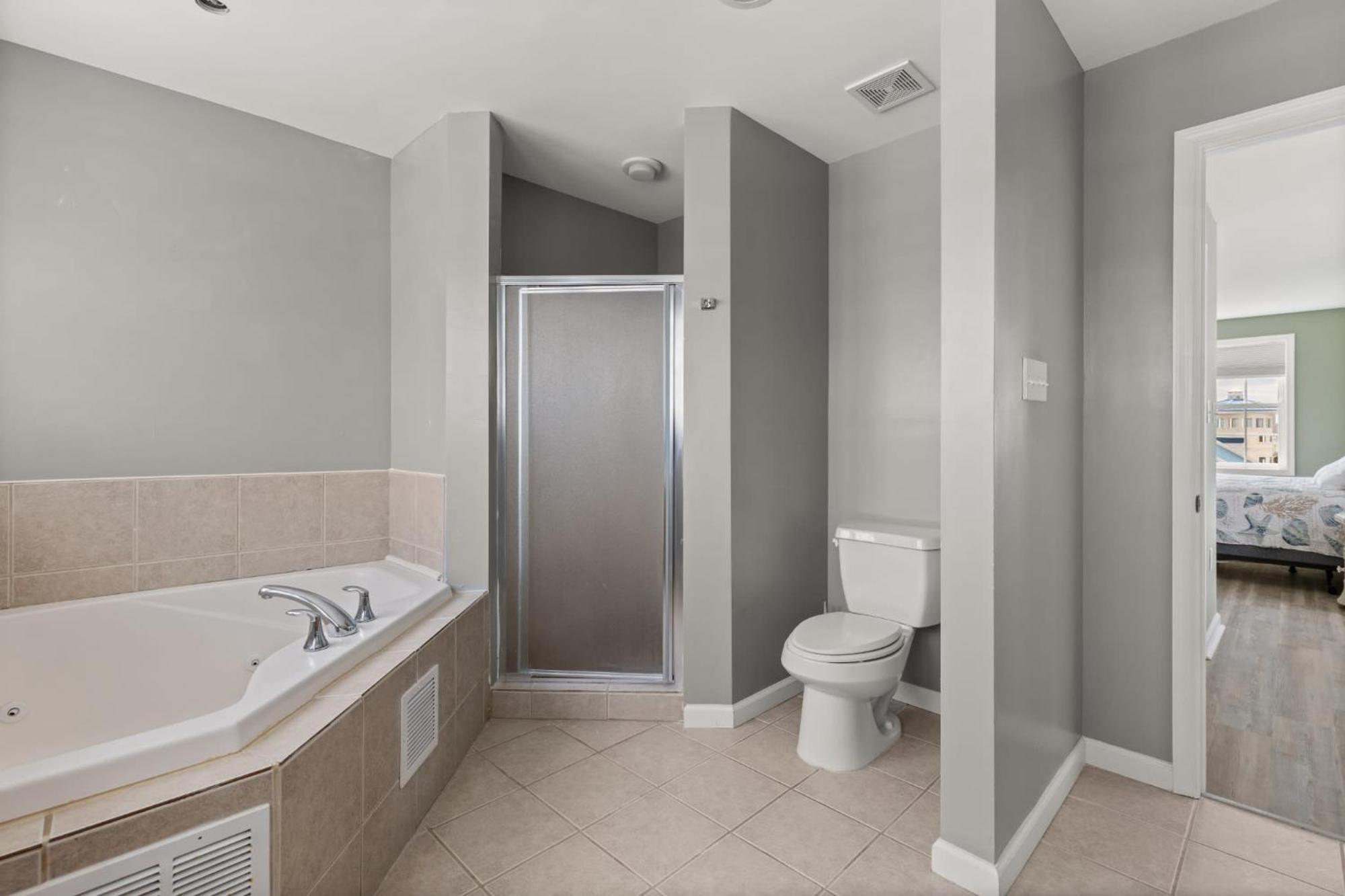 Apartment Beachview Oc 1 Ocean Block