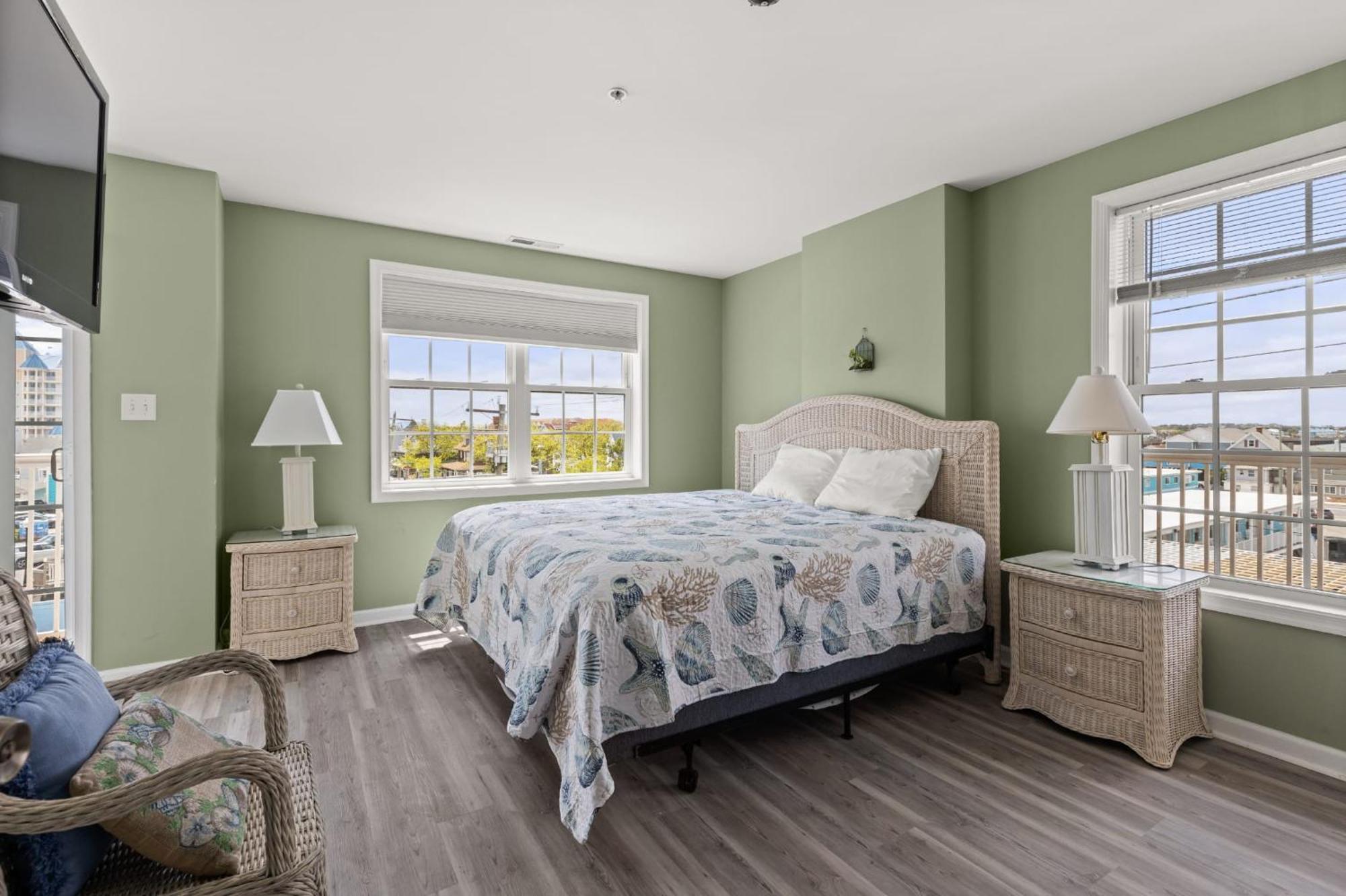 Apartment Beachview Oc 1 Ocean Block