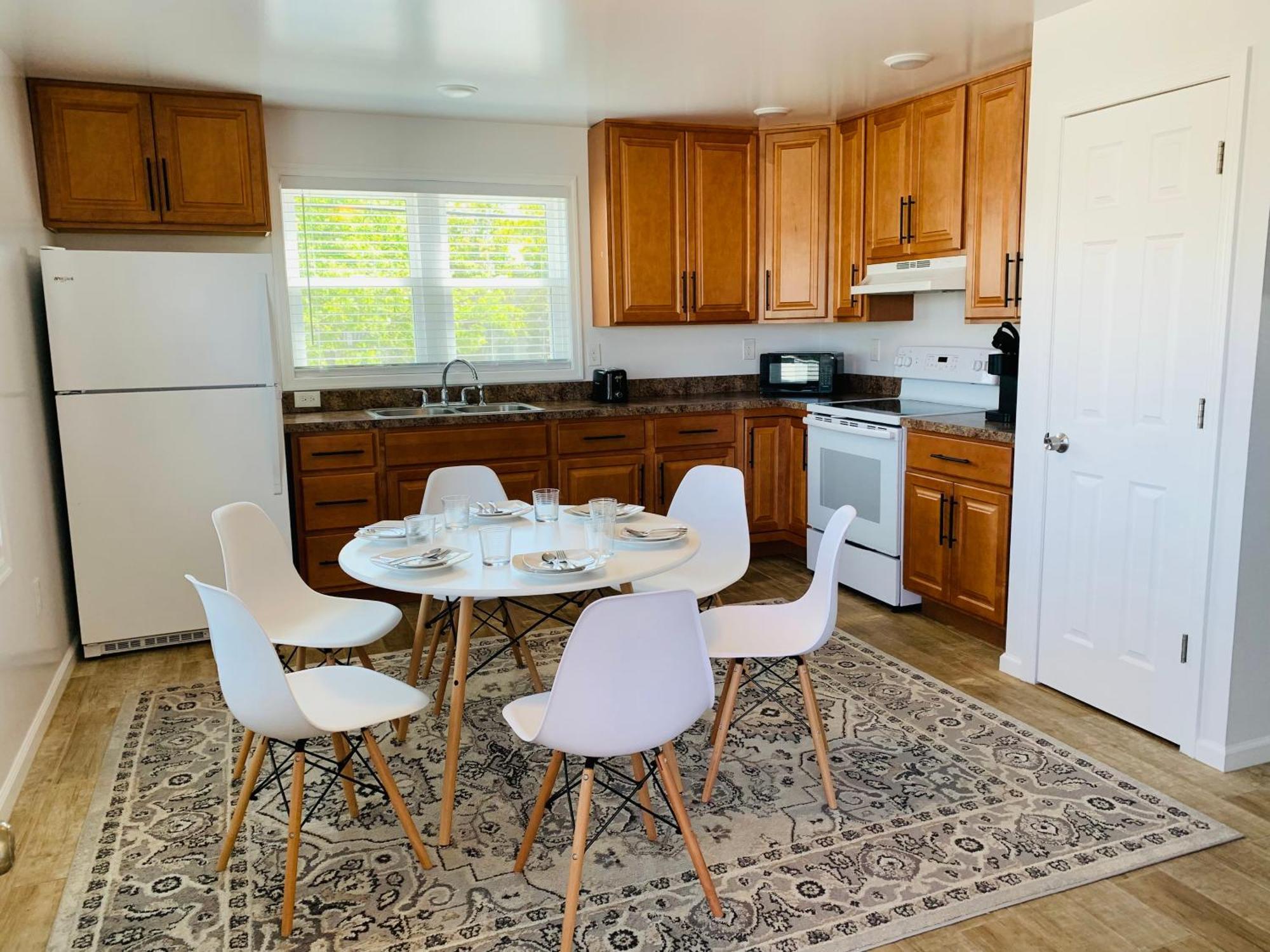 Apartment Blue Diamond 26th St Unit 4 *