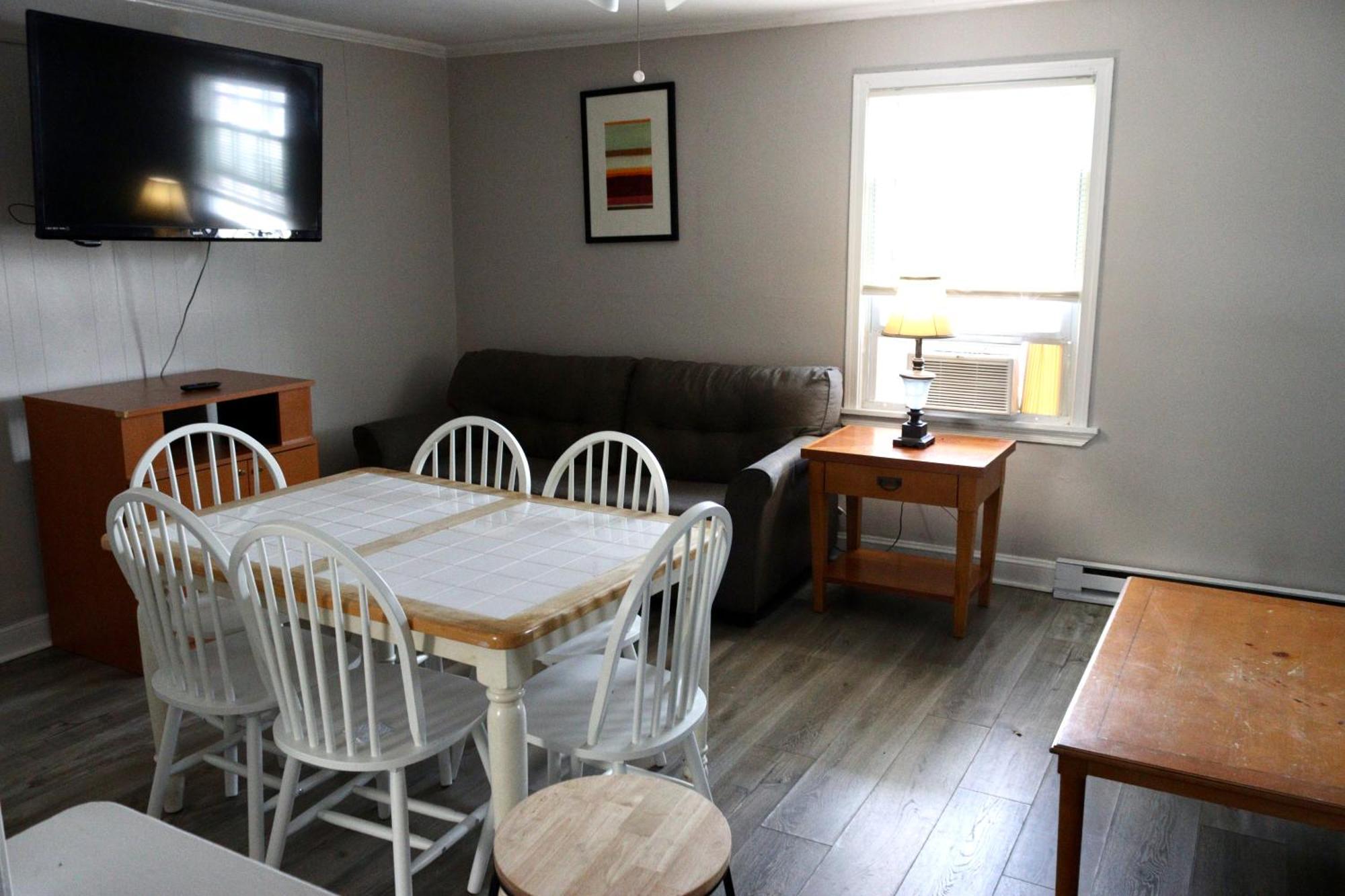 The Burgundy Inn Hotel And Apartments 2* Ocean City
