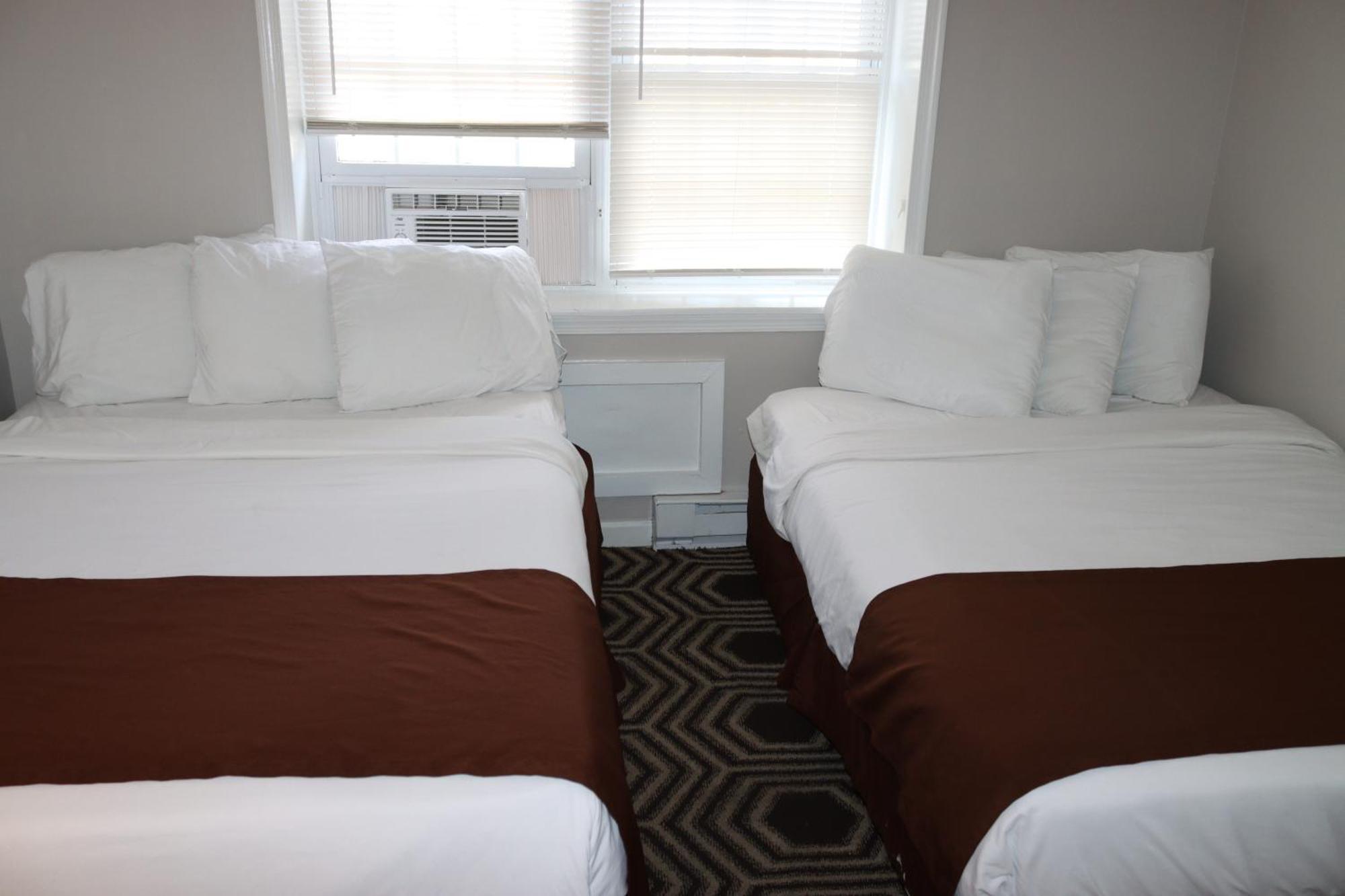 The Burgundy Inn Hotel And Apartments Ocean City