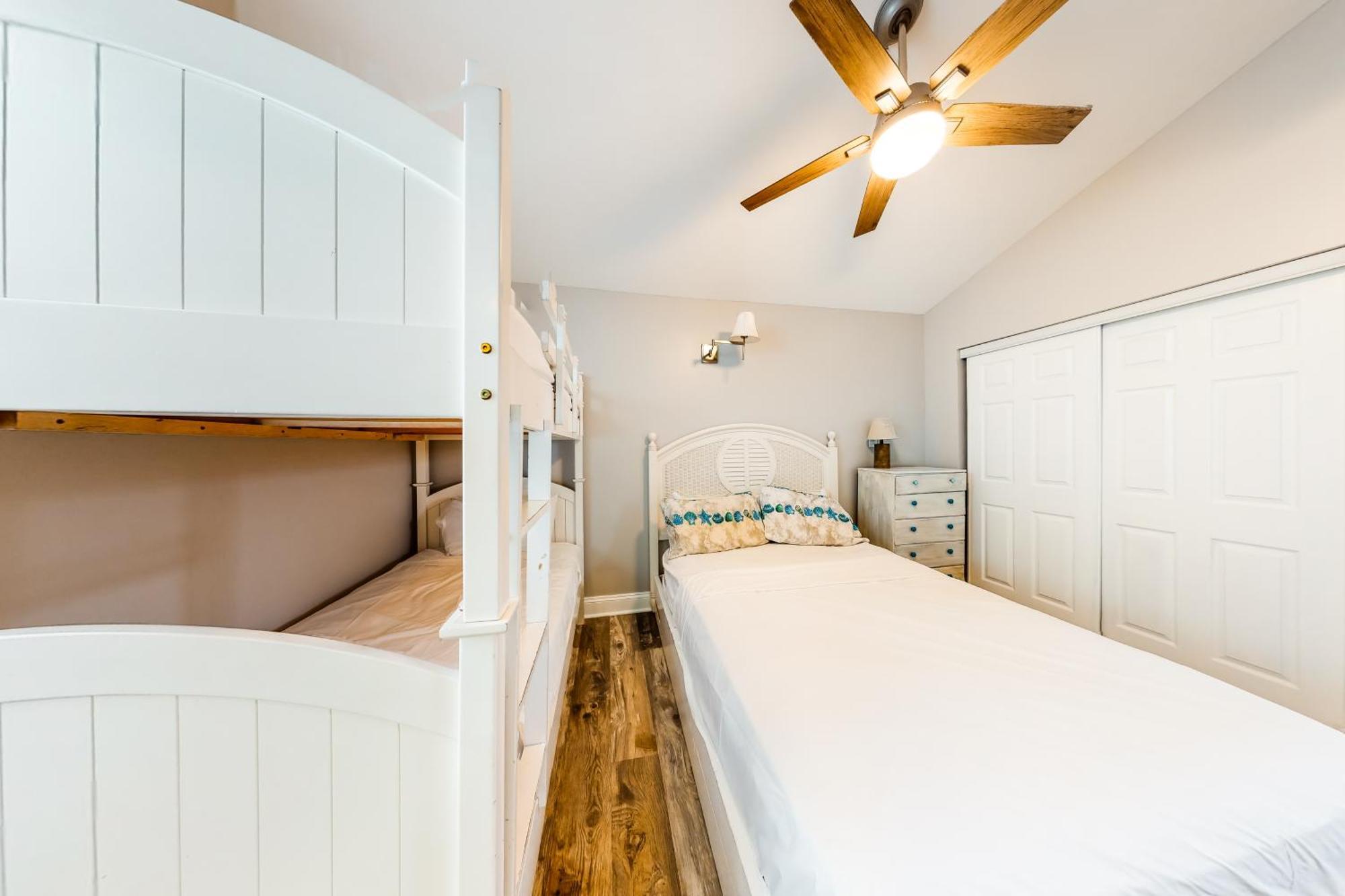 Holiday home La Vista Bay 112 And 114 On 75th St Combo *