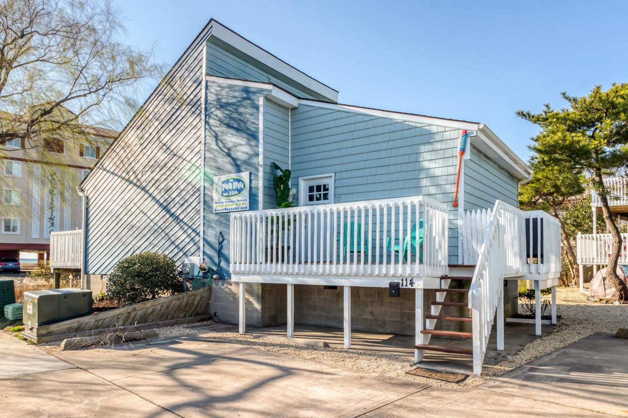 La Vista Bay 112 And 114 On 75th St Combo Holiday home