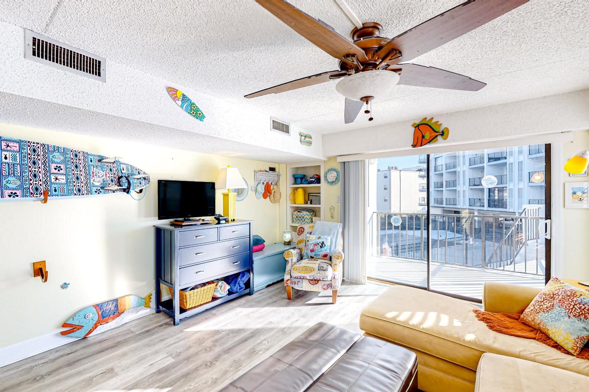 Apartment Bluewater East, Unit 201 *