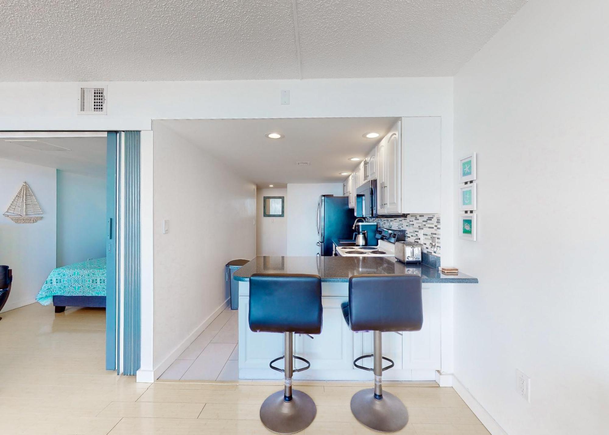 Fountainhead Towers 1004 *