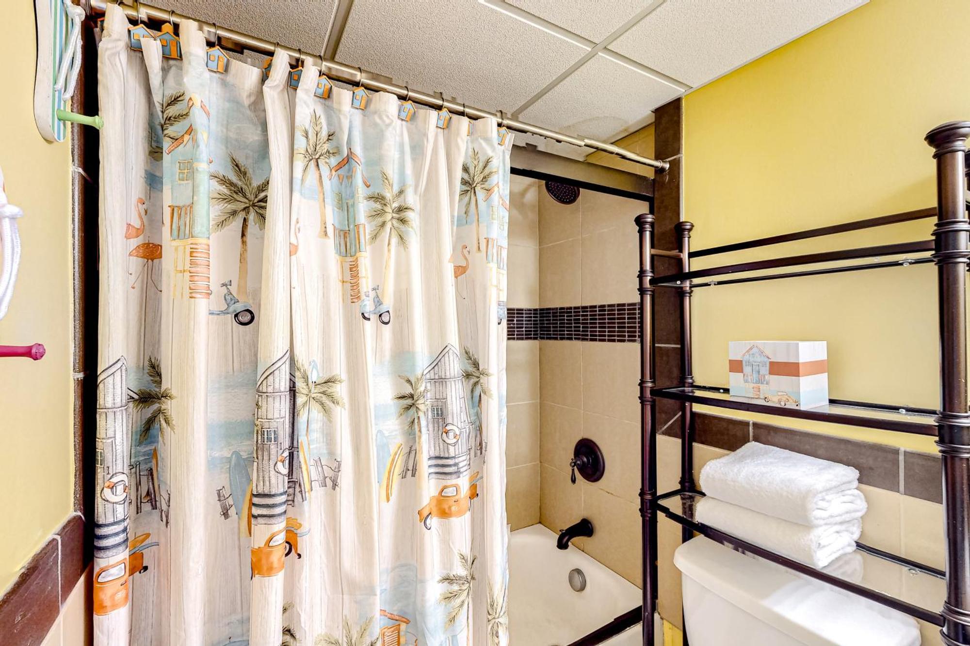 Apartment Bluewater East, Unit 201 *