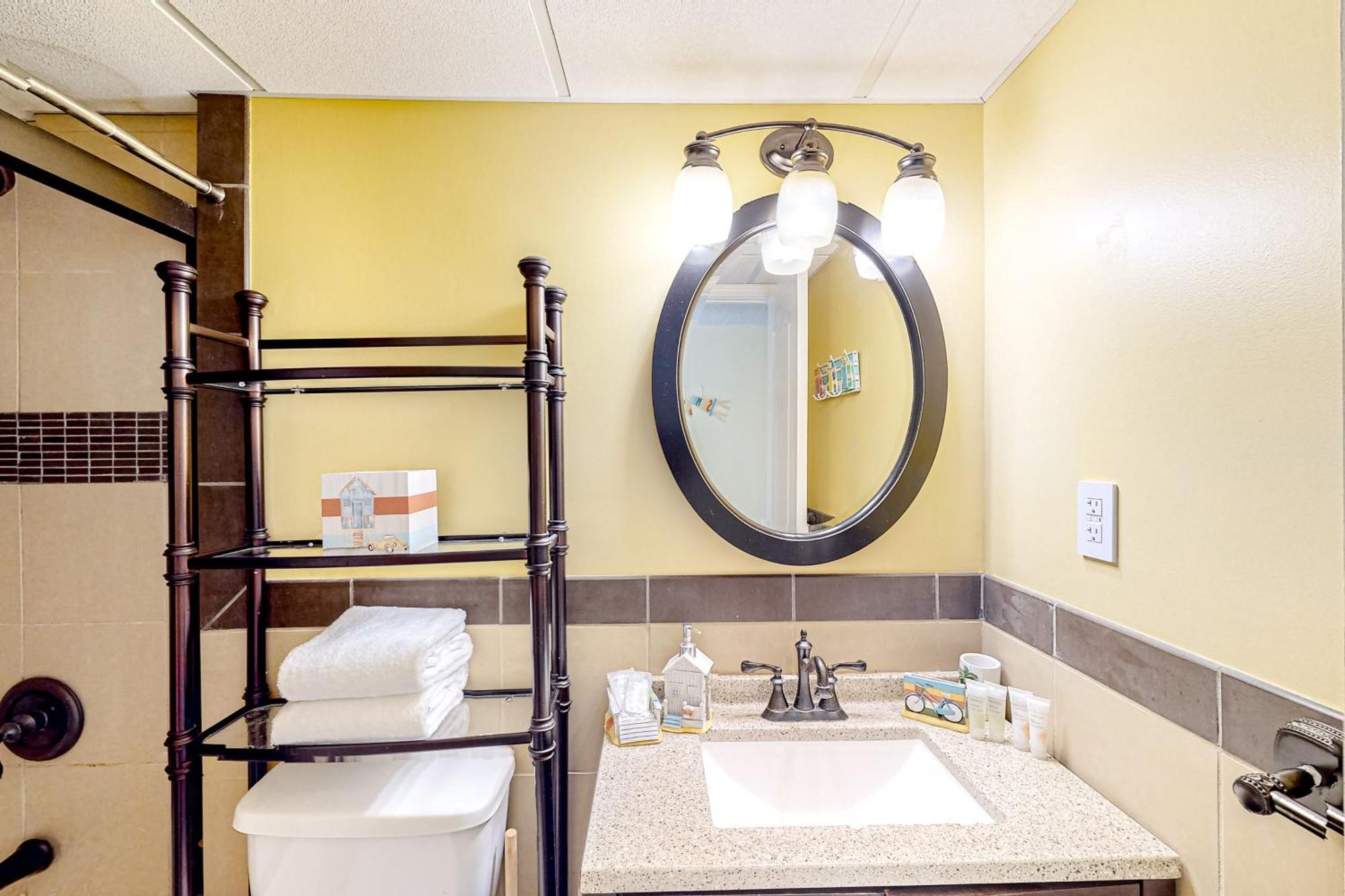 Bluewater East, Unit 201 Apartment *