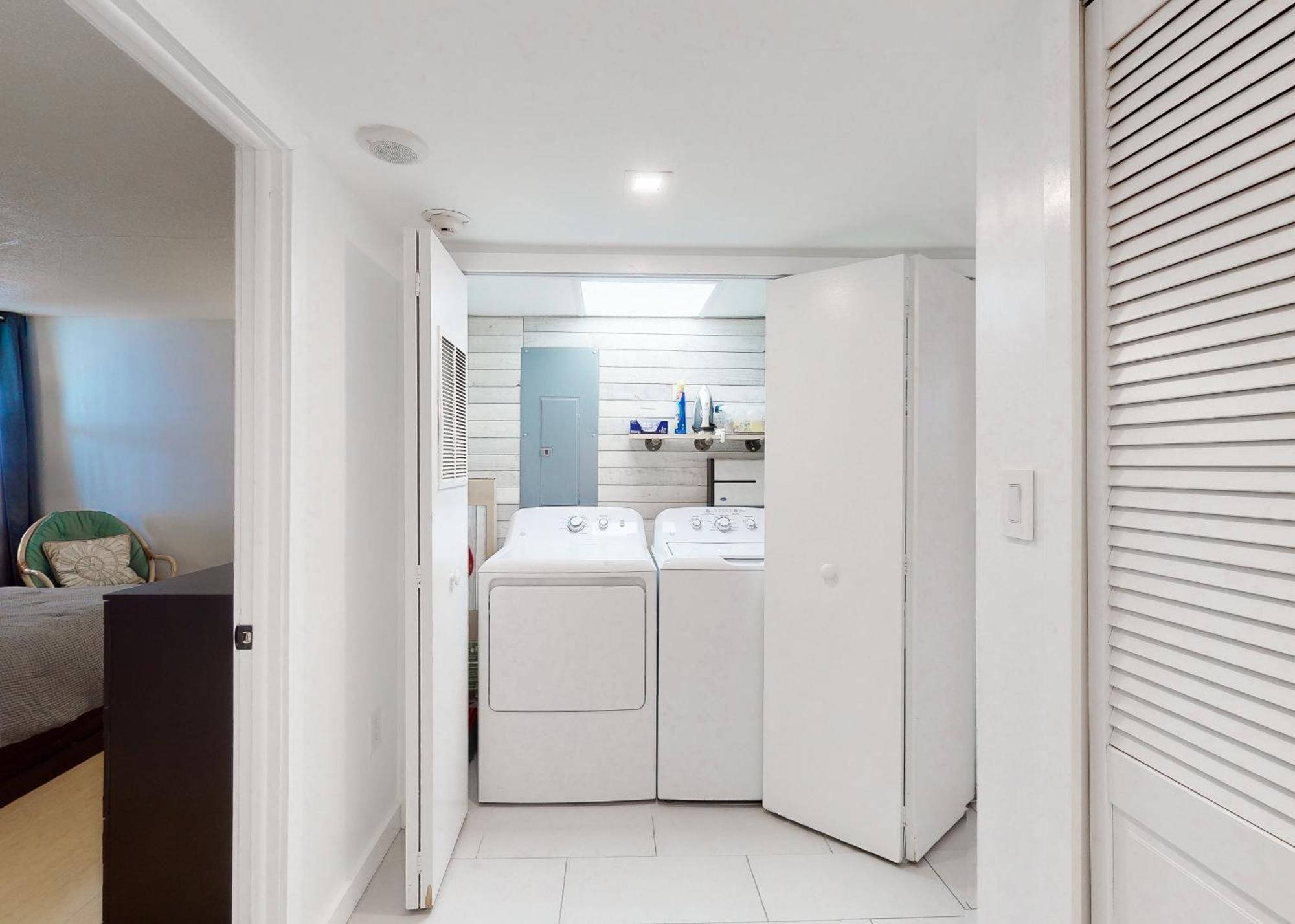 Apartment Fountainhead Towers 1004