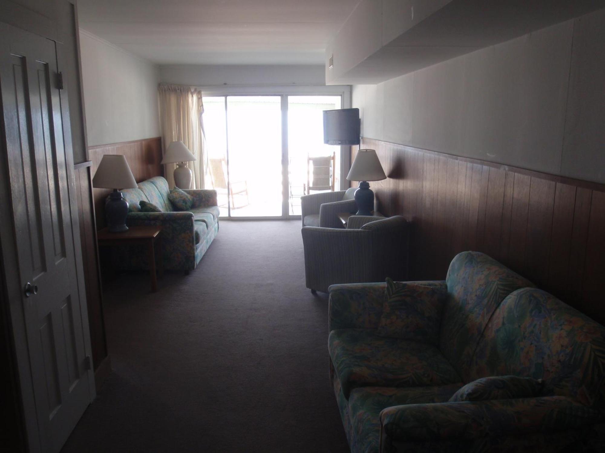 Majestic & Hotel