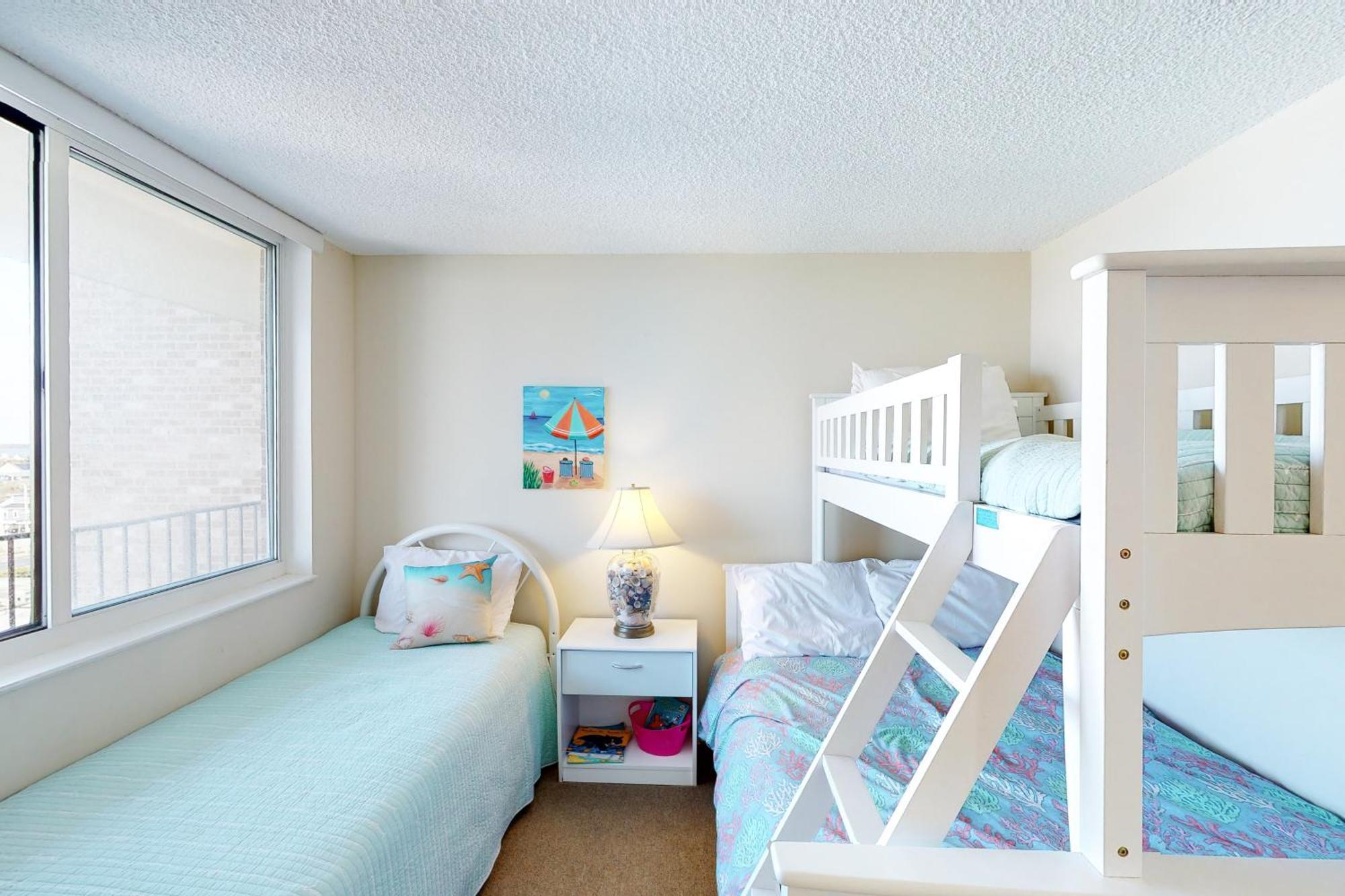 Surfside 84 Apartment