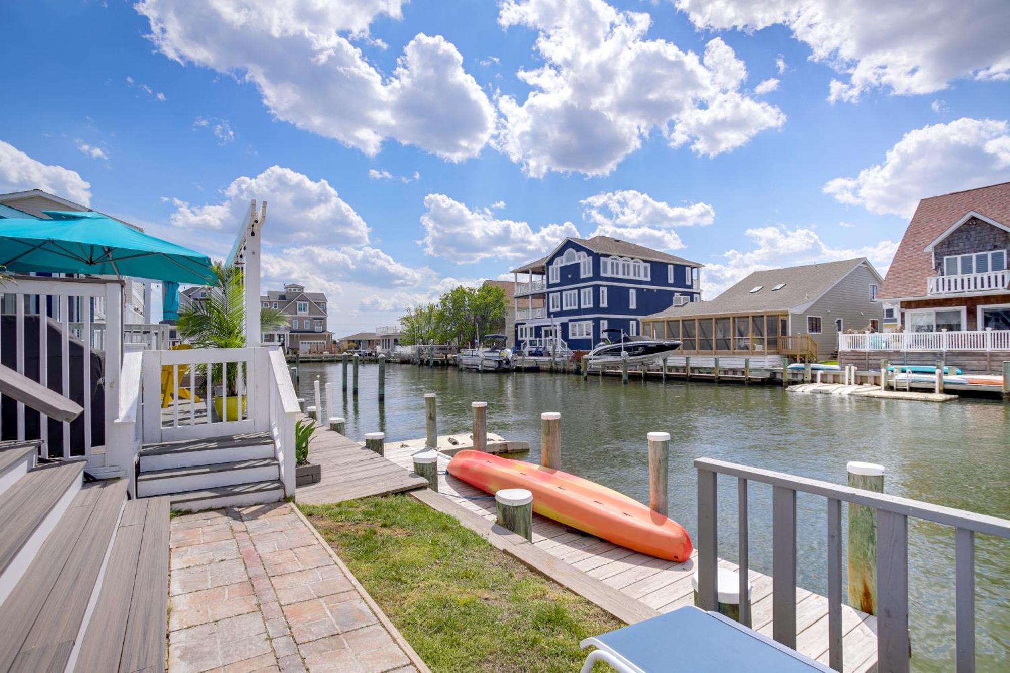 Holiday home Ocean Retreat With Dock, Kayaks Less Than 1 Mi To *