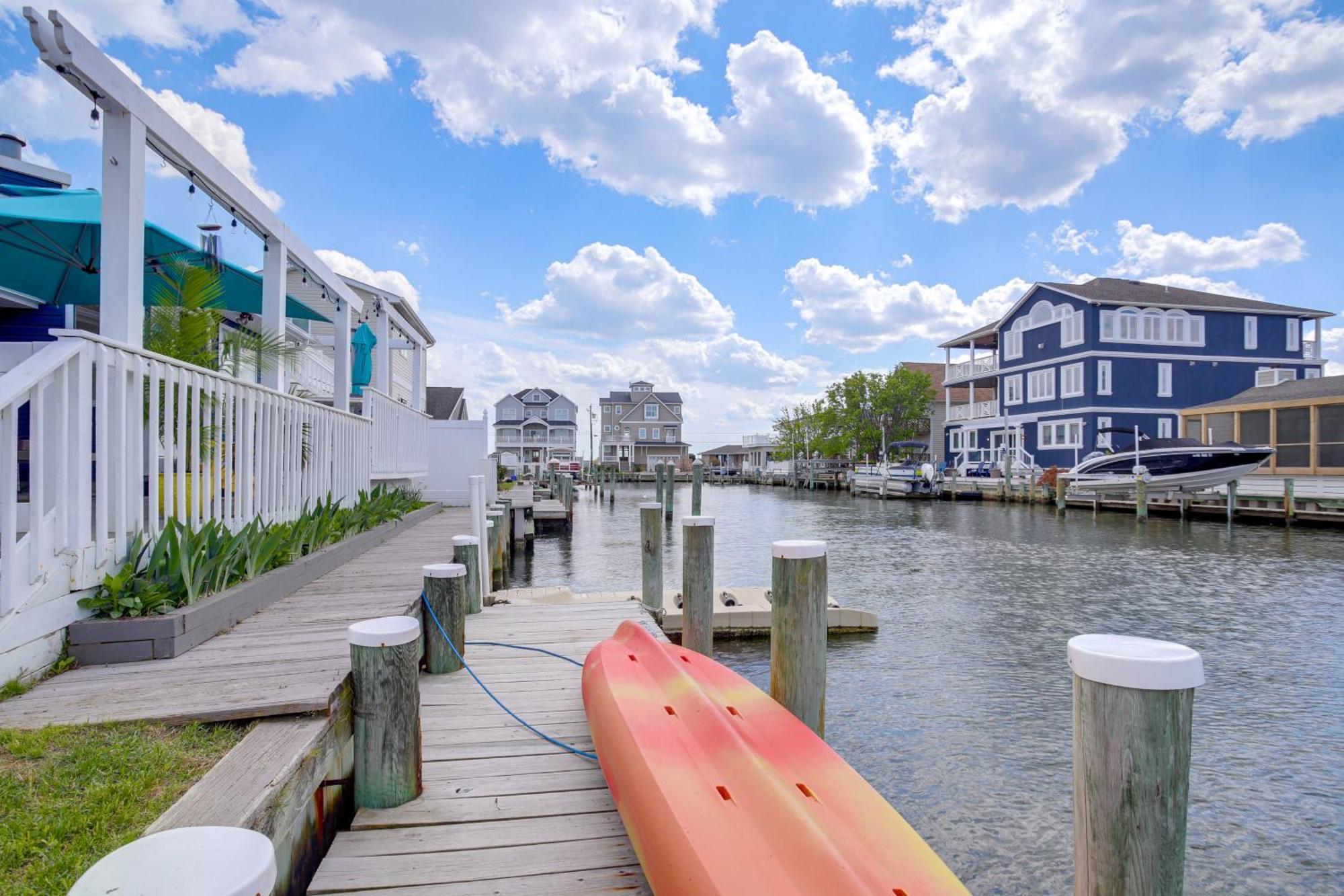 Holiday home Ocean Retreat With Dock, Kayaks Less Than 1 Mi To