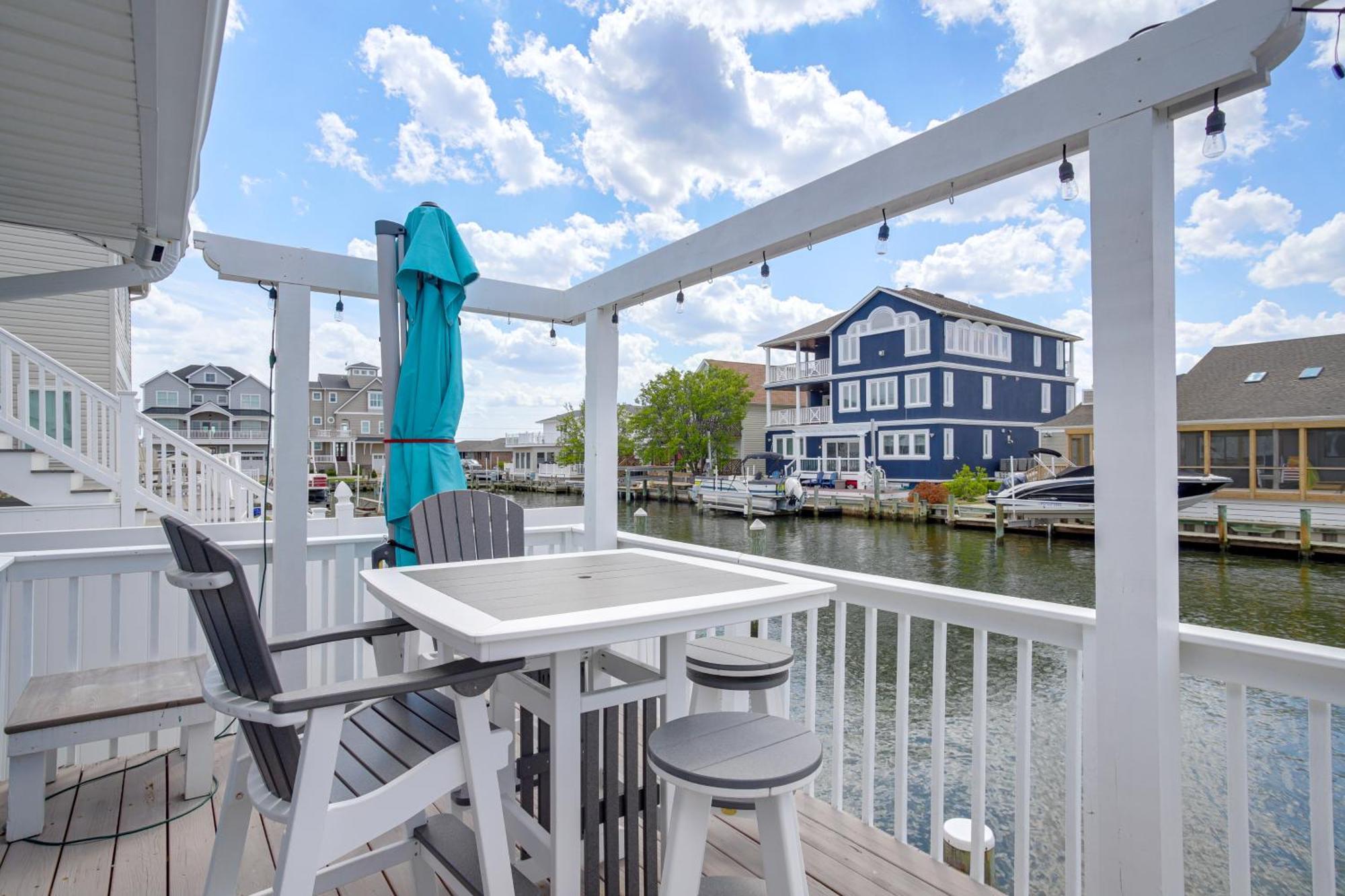 Ocean Retreat With Dock, Kayaks Less Than 1 Mi To * Ocean City