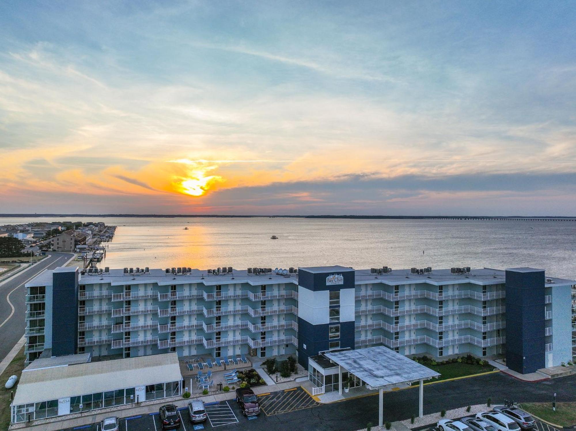 Bay Club Aparthotel